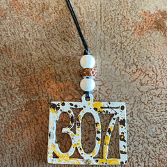 WY 307 Car Charm