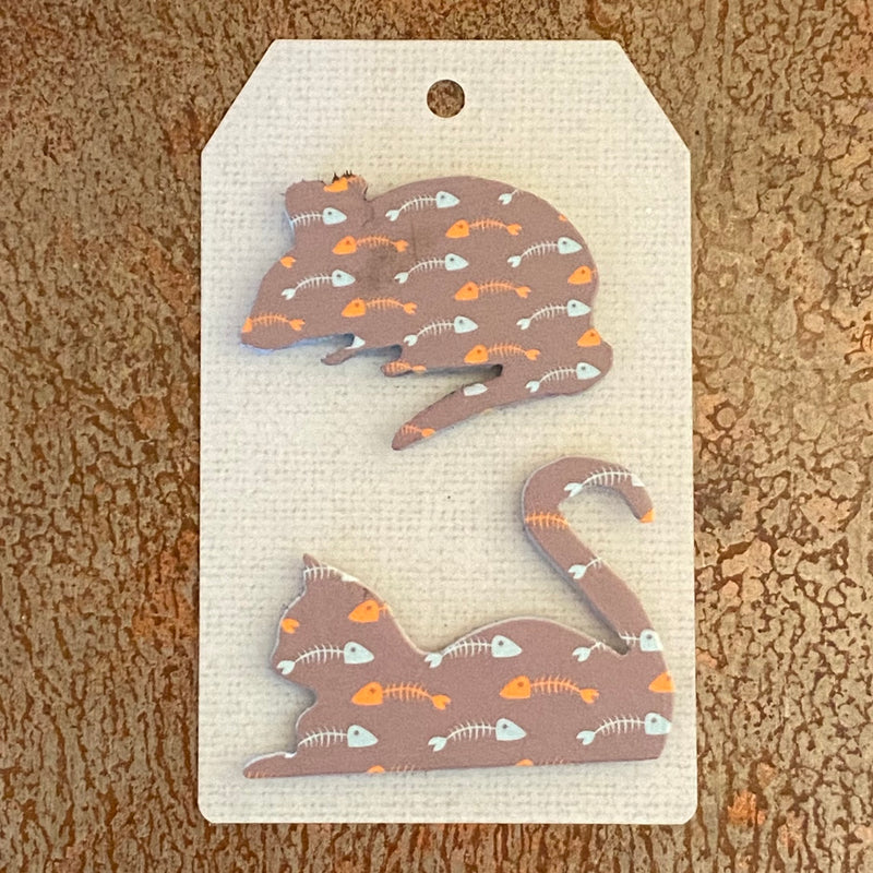 Cat Laying / Mouse Mini Magnets