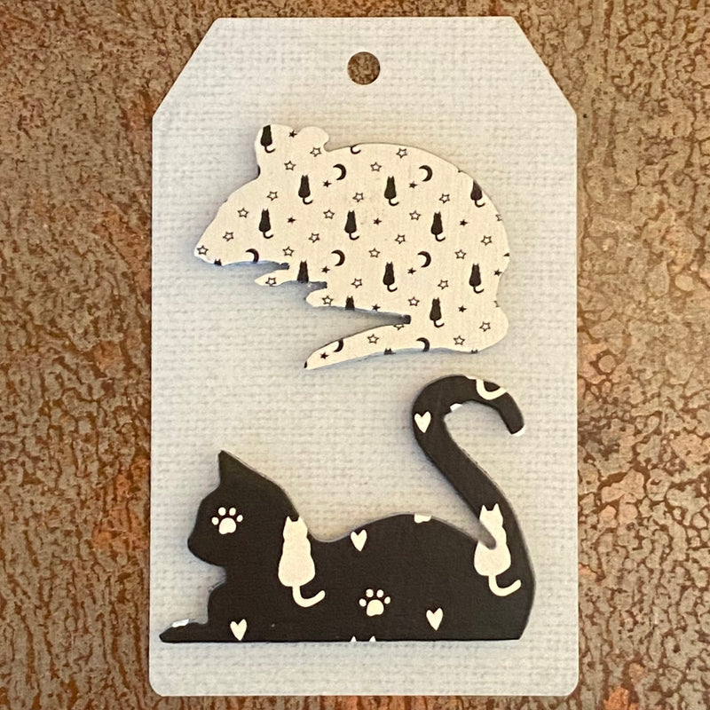 Cat Laying / Mouse Mini Magnets